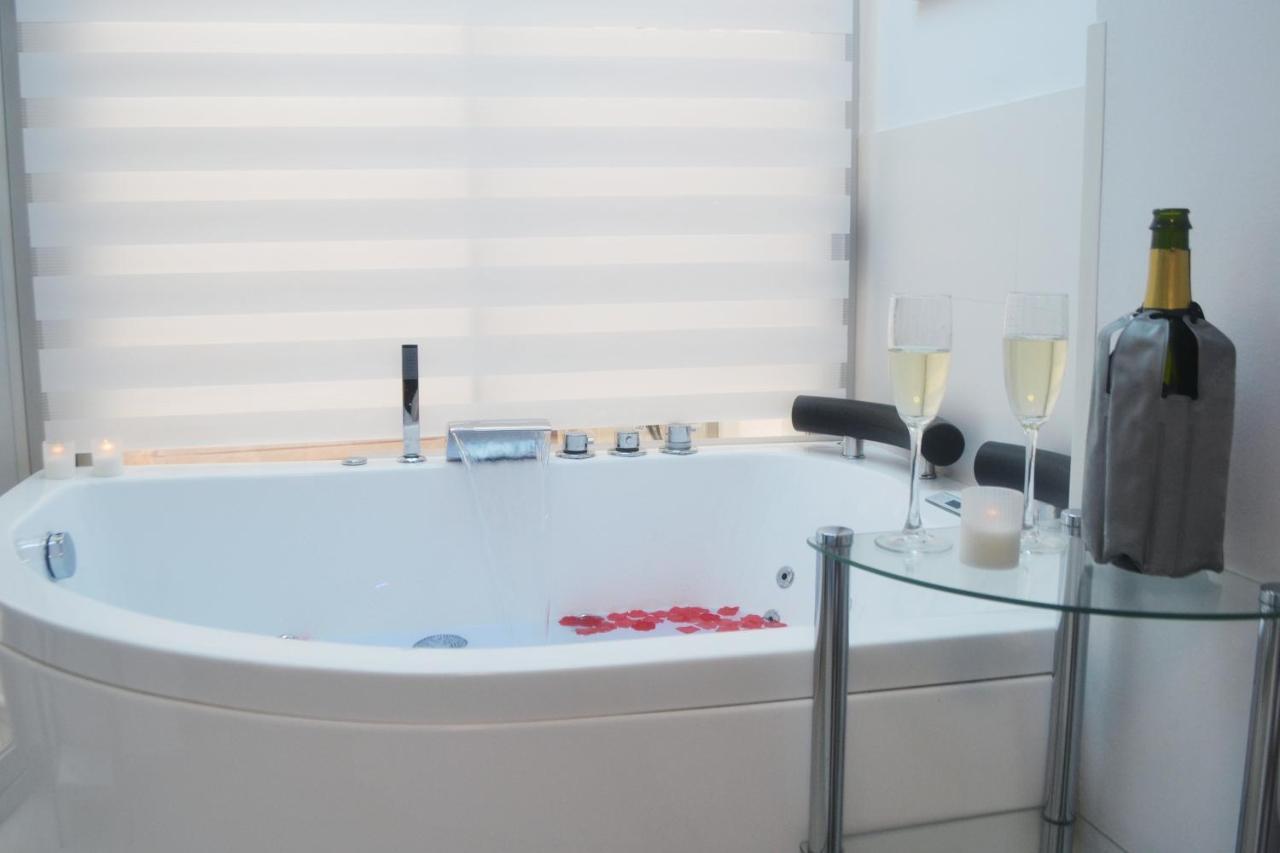 Blue Horizon Luxury Apartment Nerja Bagian luar foto
